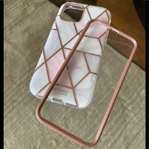 New iPhone 11 Pro rose gold case - Picture 2 of 5